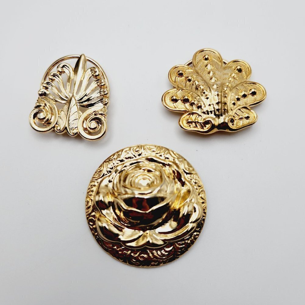 Kathie Lee Vintage Gold Tone 3 Pc 3D Rose Seashell Fleur De Lis Set